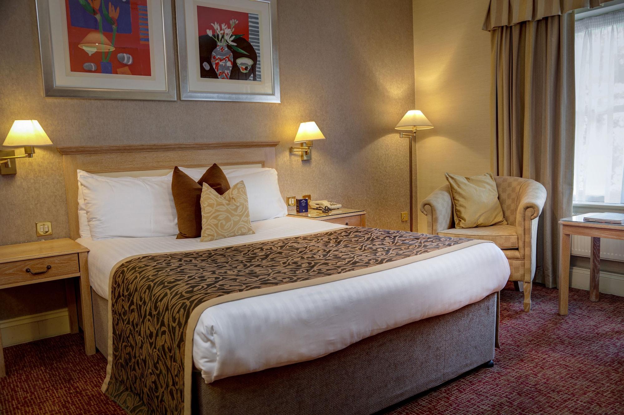 Norfolk Royale Hotel 4*