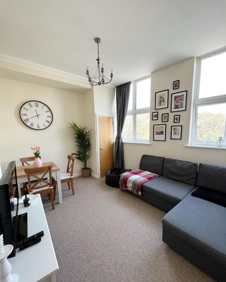 Apartment Cosy Town Centre Close To