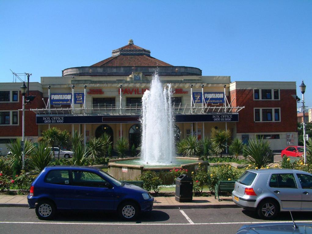 Bed & Breakfast Gervis Court 3*