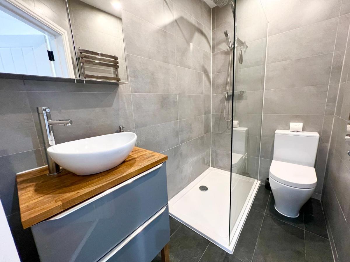 Lovely Apartment, One Minute From And Town. * Bournemouth