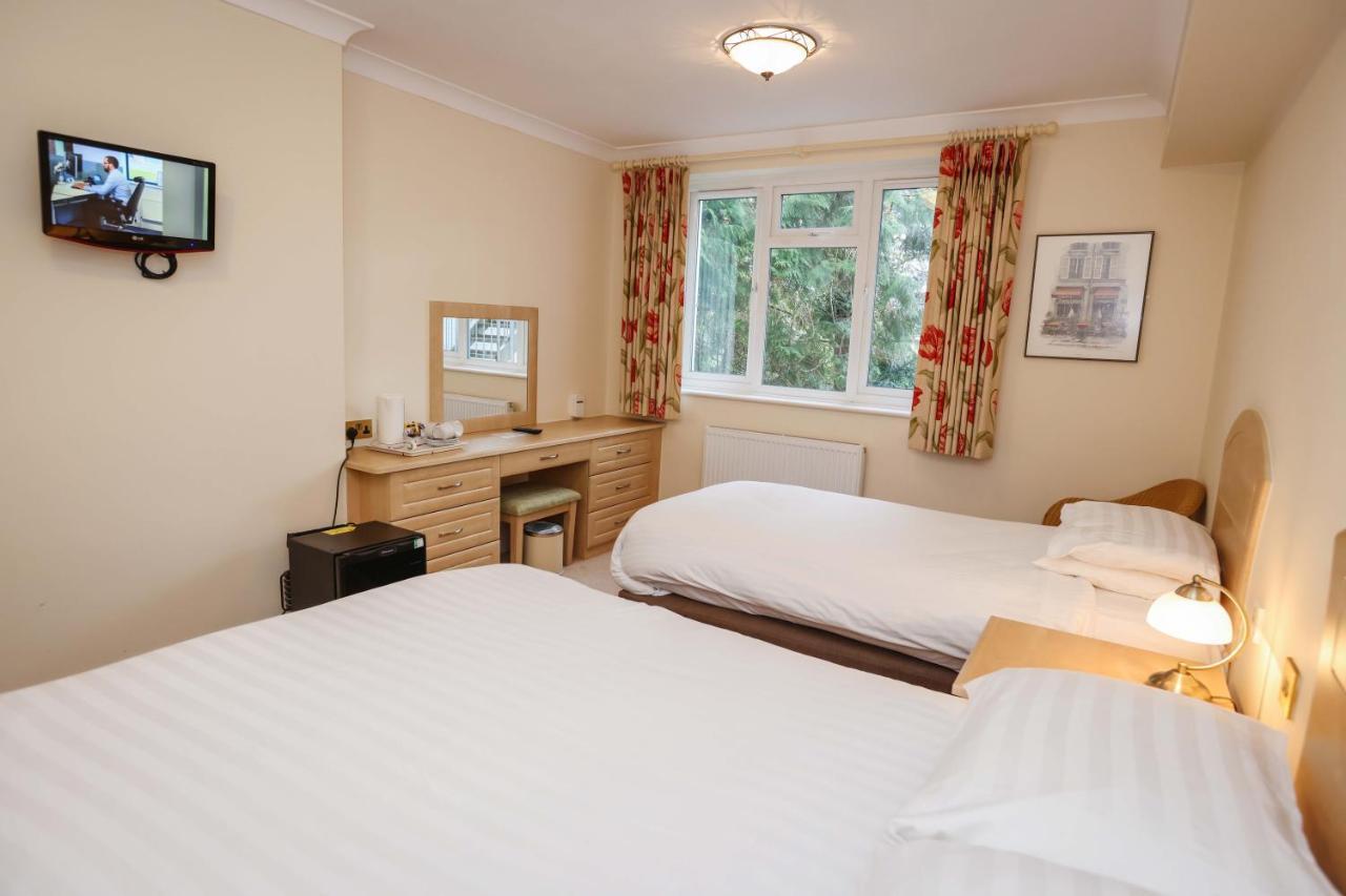 The Grove Hotel