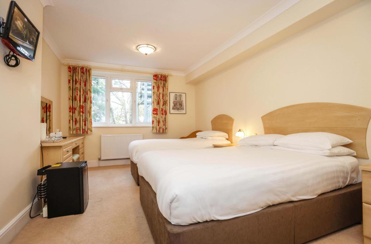 The Grove Hotel 3*