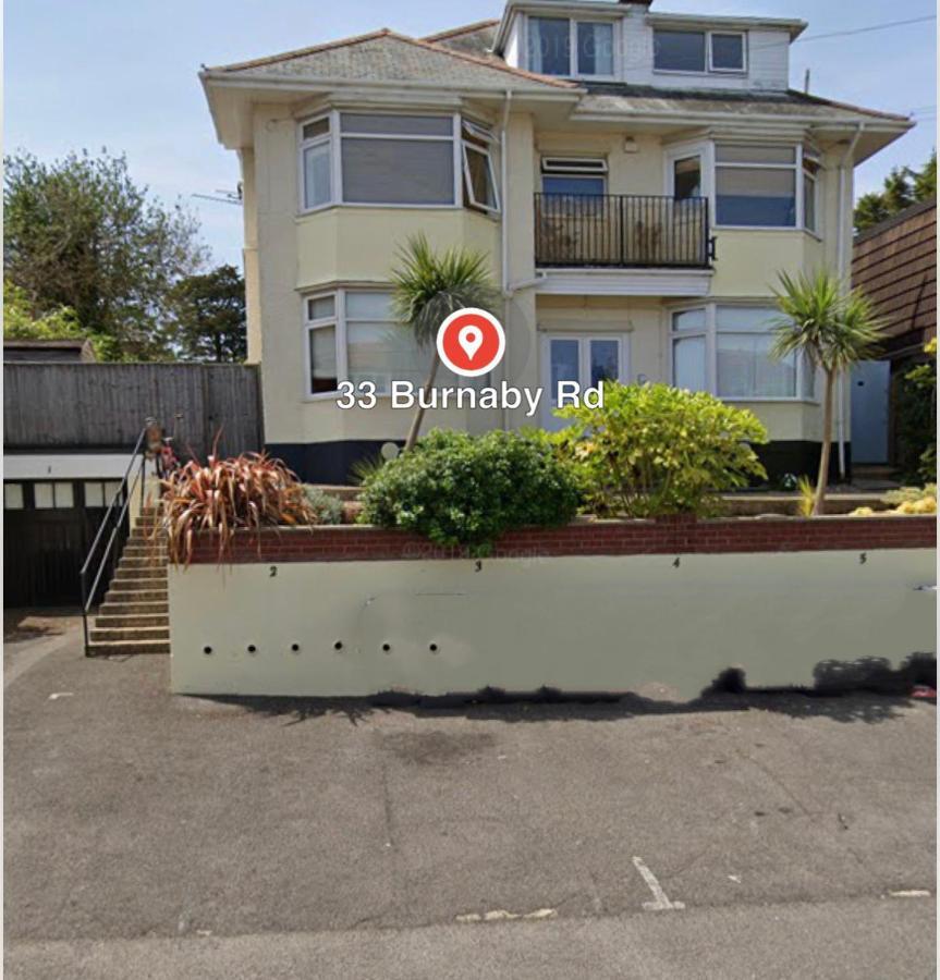 1 Bed With Terrace & Off-road Parking