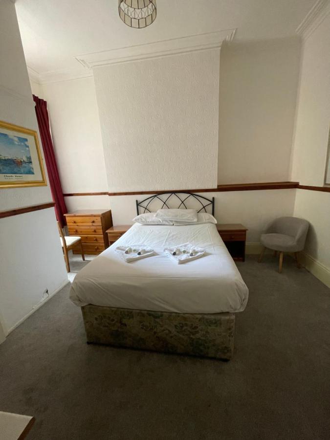 Hotel The *