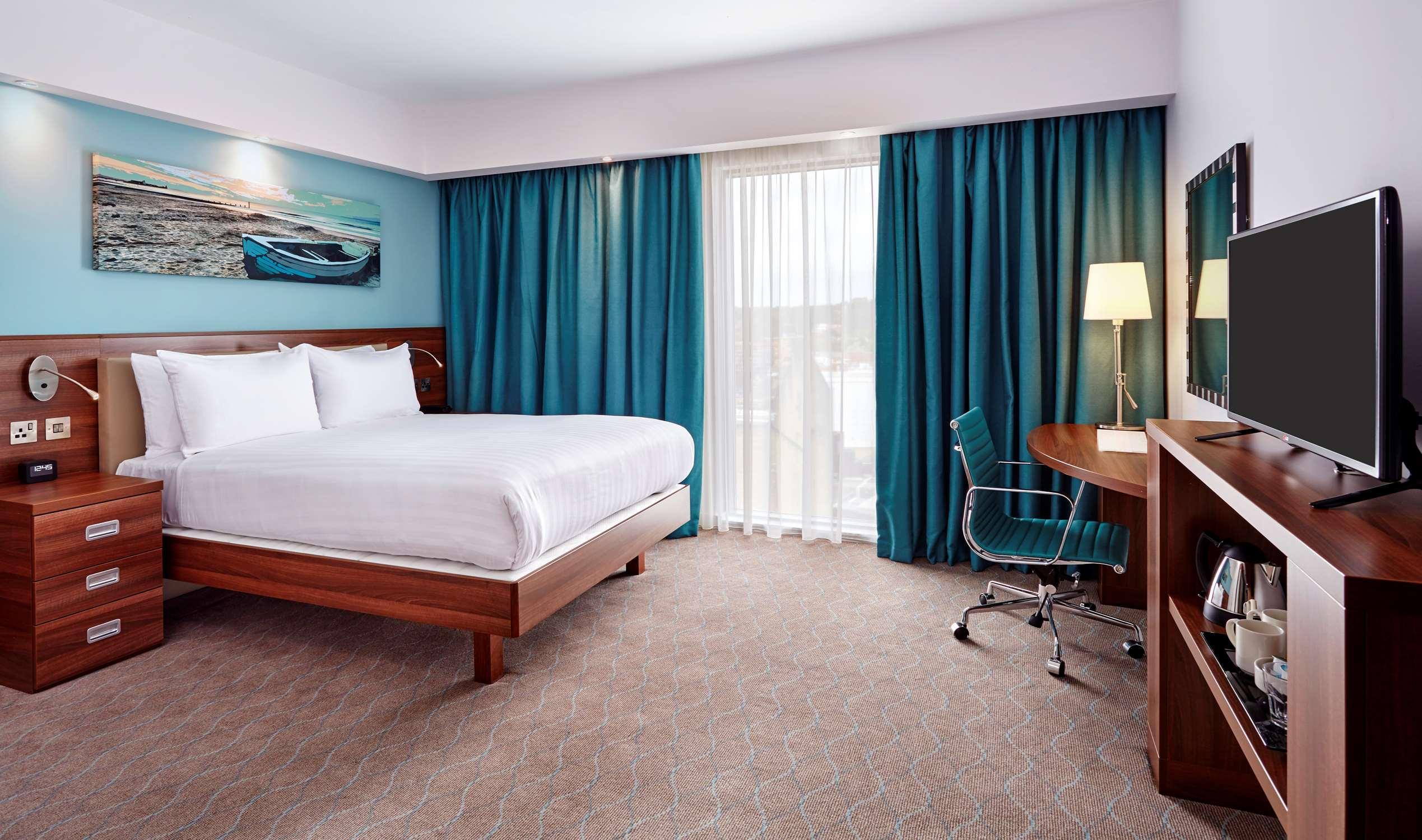 Hampton By Hilton 3*