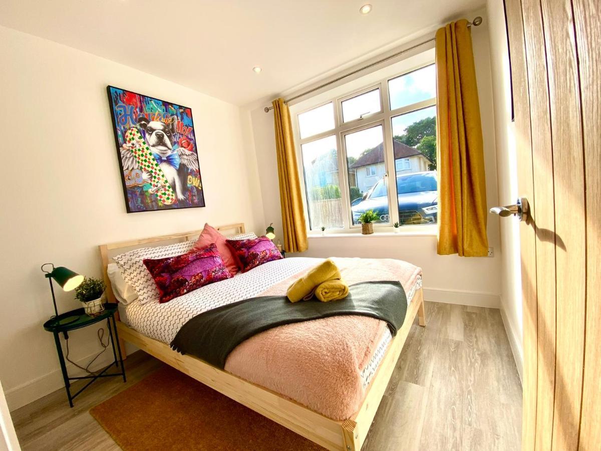Haven: Stylish 2-bedroom Near Bournemouth's Shore Apartment Bournemouth