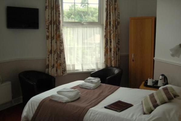 Lampeter Guest house 3*