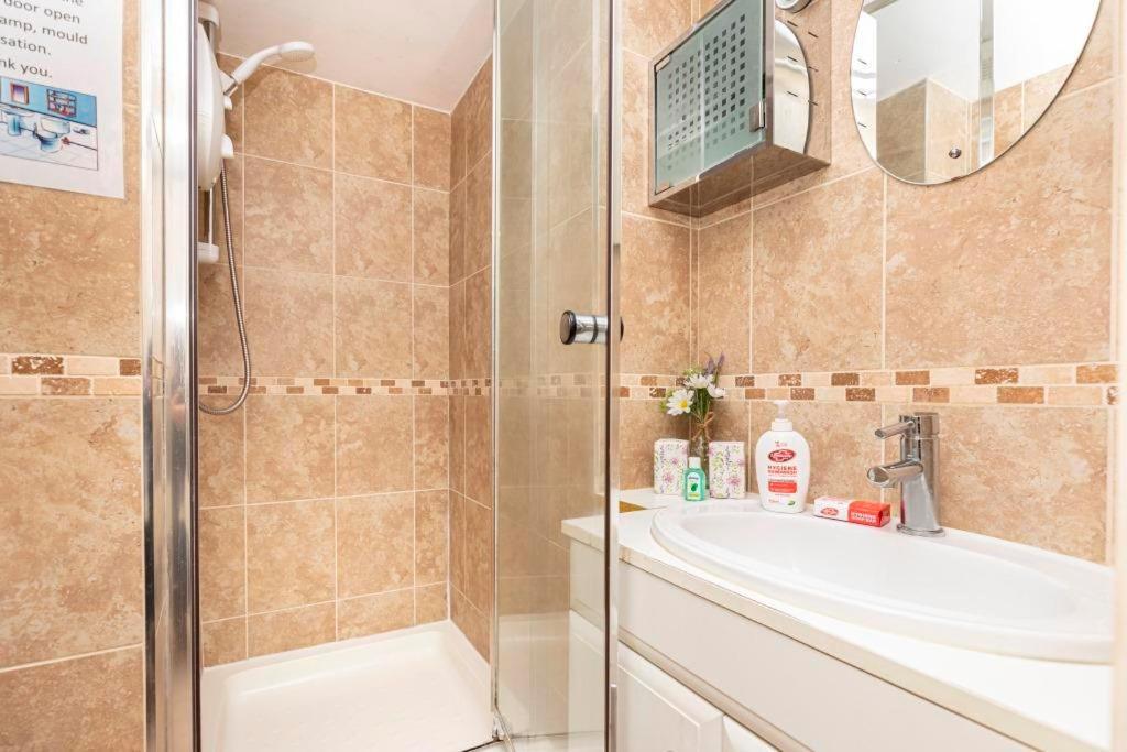 Apartment Bournecoast: Lovely Ground Floor Apartment, Near River & Beaches - Fm3001 *