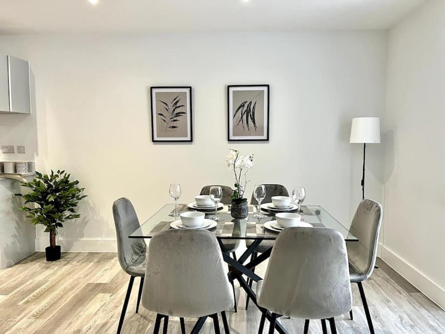 Holiday home Luxury 3 Bed House W Parking & Garden! 1 Bournemouth