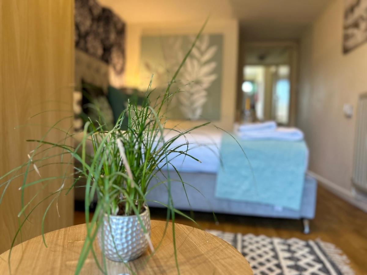 Bournecoast: Lovely Ground Floor Apartment, Near River & Beaches - Fm3001