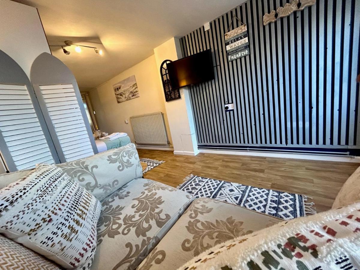 Apartment Bournecoast: Lovely Ground Floor Apartment, Near River & Beaches - Fm3001 *
