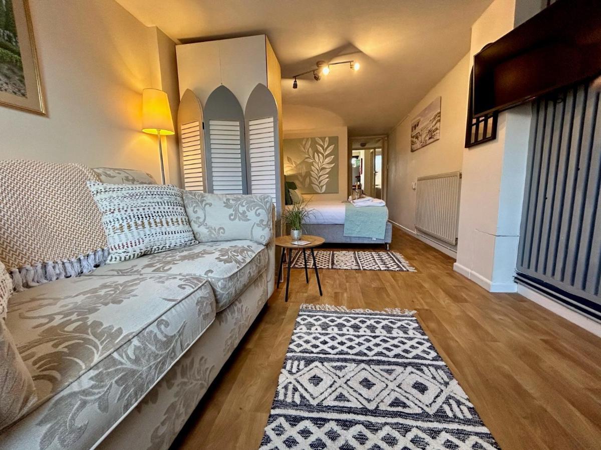 Bournecoast: Lovely Ground Floor Apartment, Near River & Beaches - Fm3001 Bournemouth