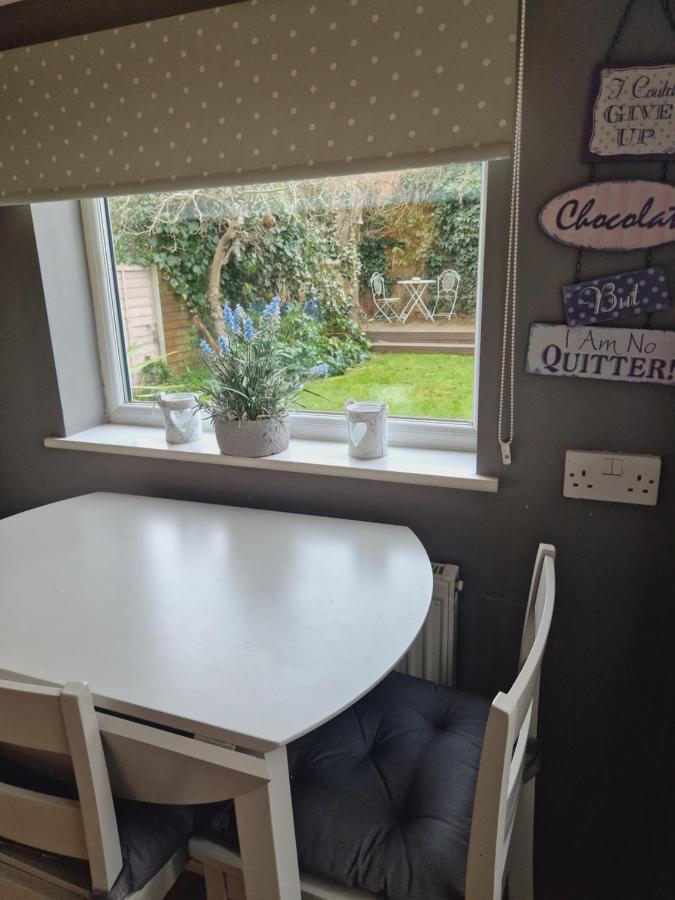 Stunning 3 Bedroom Holiday Near The Beach * Bournemouth