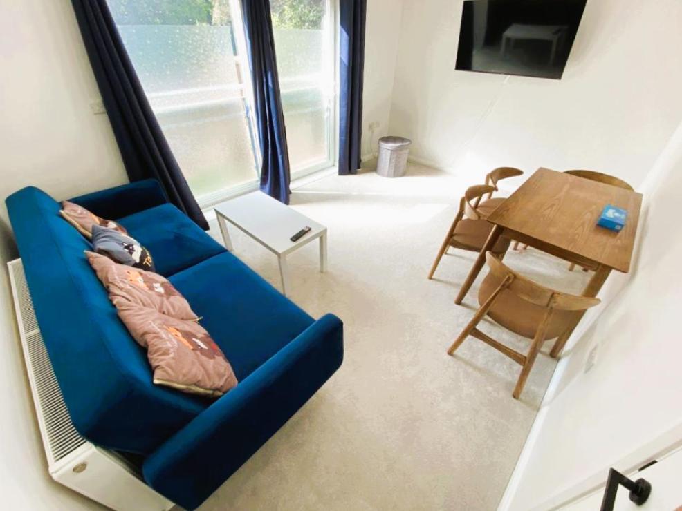 Modern Peaceful Flat In Town Apartment Bournemouth