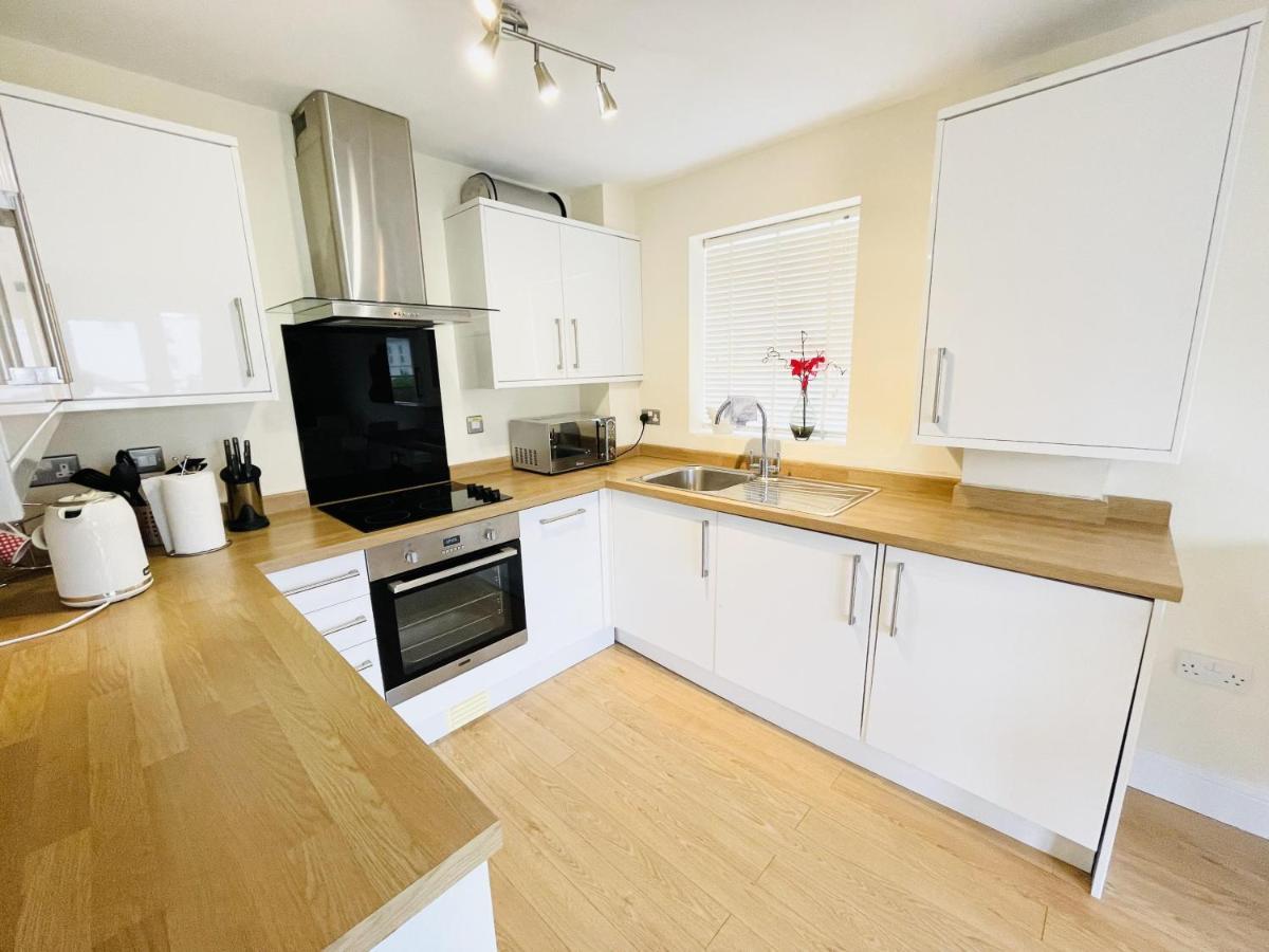 Flat 3 - Seabreeze - 2 Bedrooms Apartment *