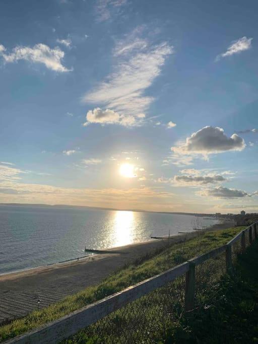 Apartment Stunning Bright Two Bedroom In Southbourne Bournemouth