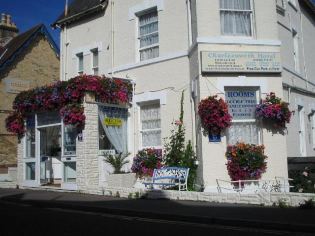 The Charlesworth Guest house 3*