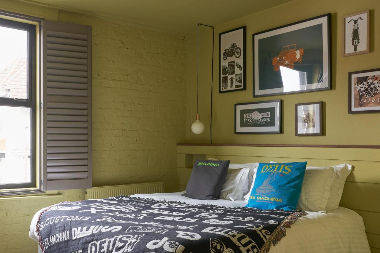 Deus Ex Machina Hotel
