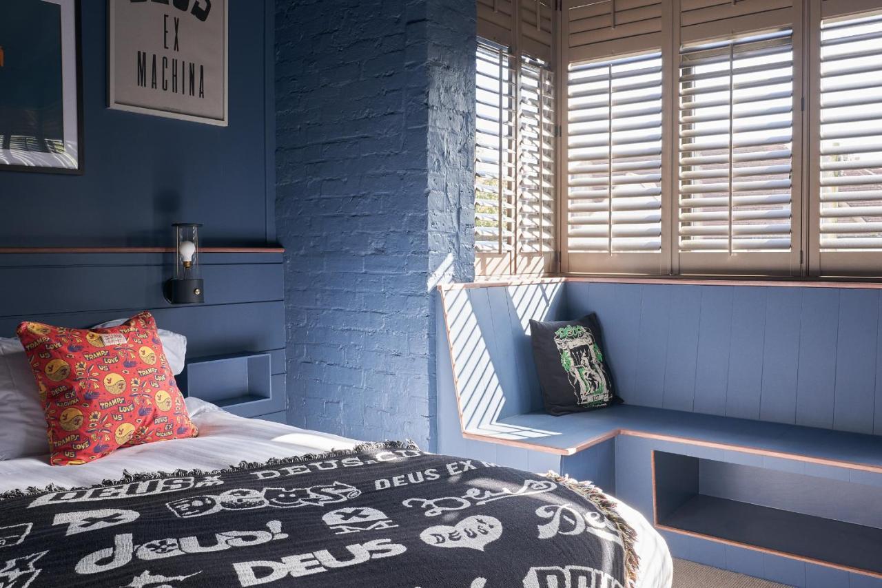Deus Ex Machina Hotel