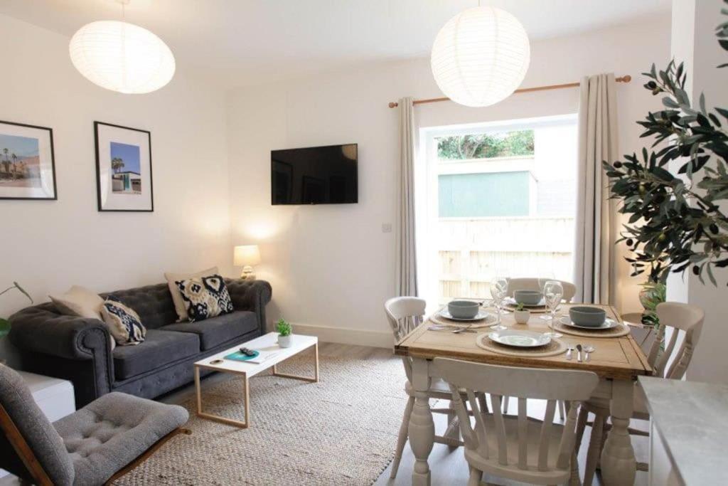 Apartment Bournecoast - Town Centre - 10 Min Walk - Garden Patio - 8421