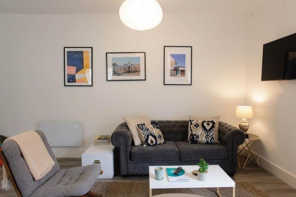 Bournecoast - Town Centre - 10 Min Walk - Garden Patio - 8421 Apartment Bournemouth