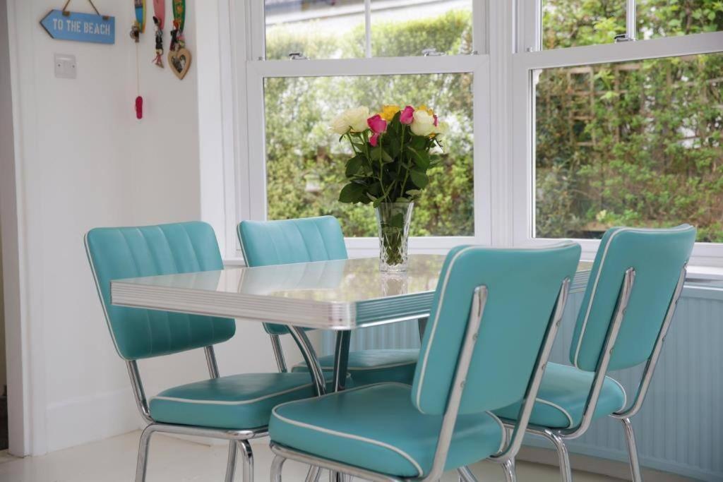 Bournecoast: With Garden-wifi-parking-hb7352 Holiday home