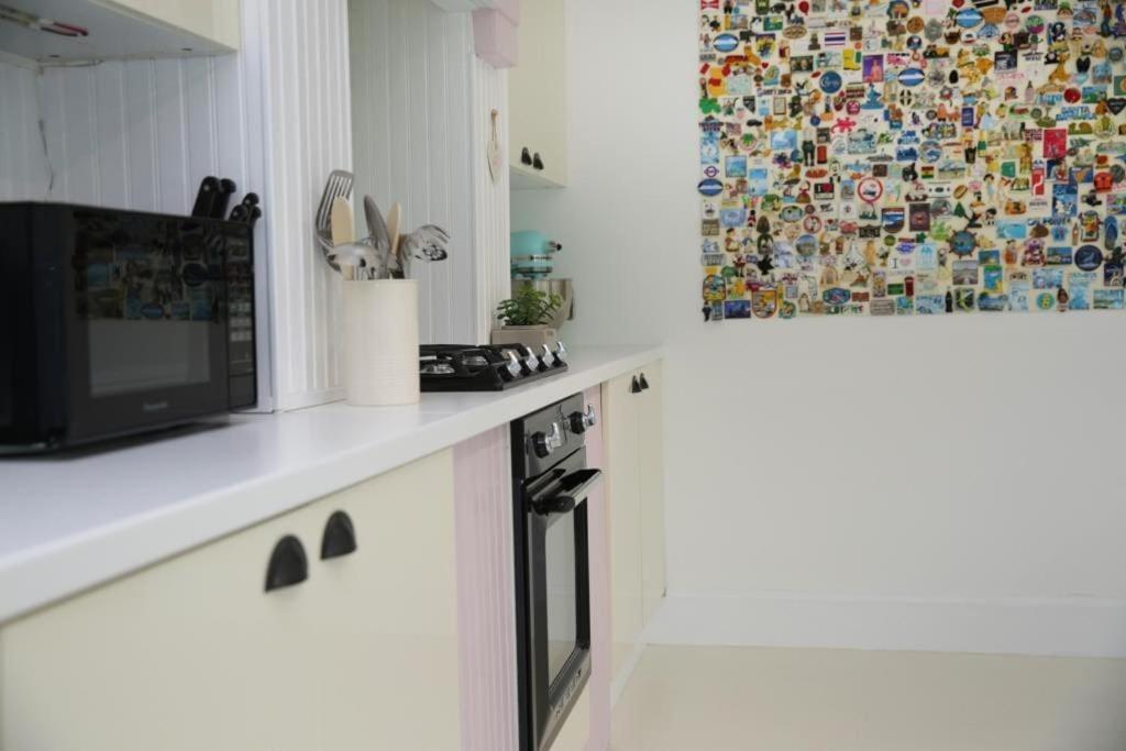 Bournecoast: With Garden-wifi-parking-hb7352 *
