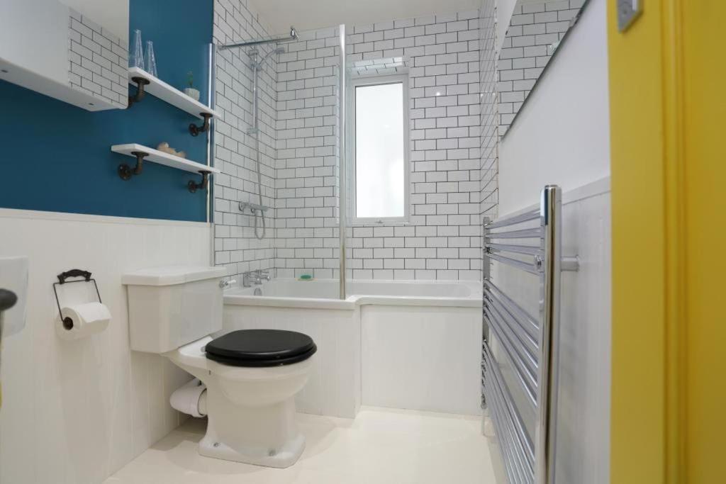Bournecoast: With Garden-wifi-parking-hb7352 Holiday home