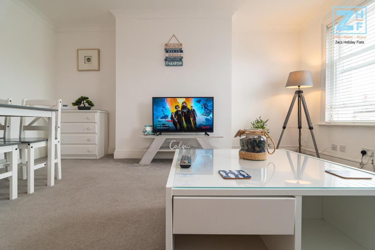 Light And Airy 1 Bedroom Flat 700m From The Apartment Bournemouth