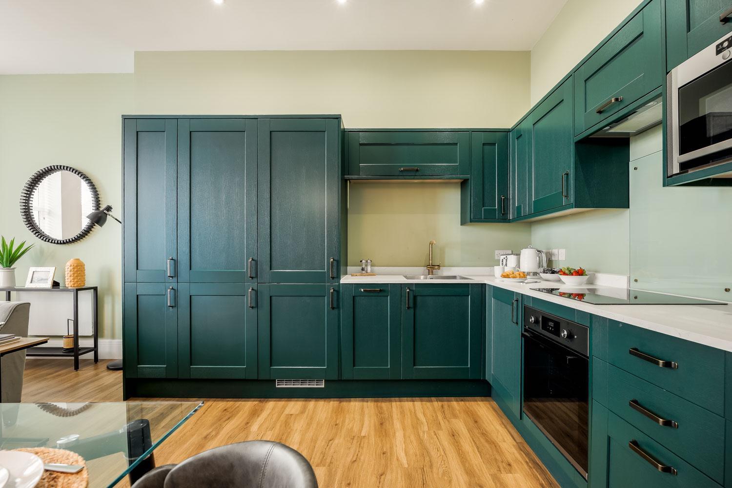 Tower House Apartment *