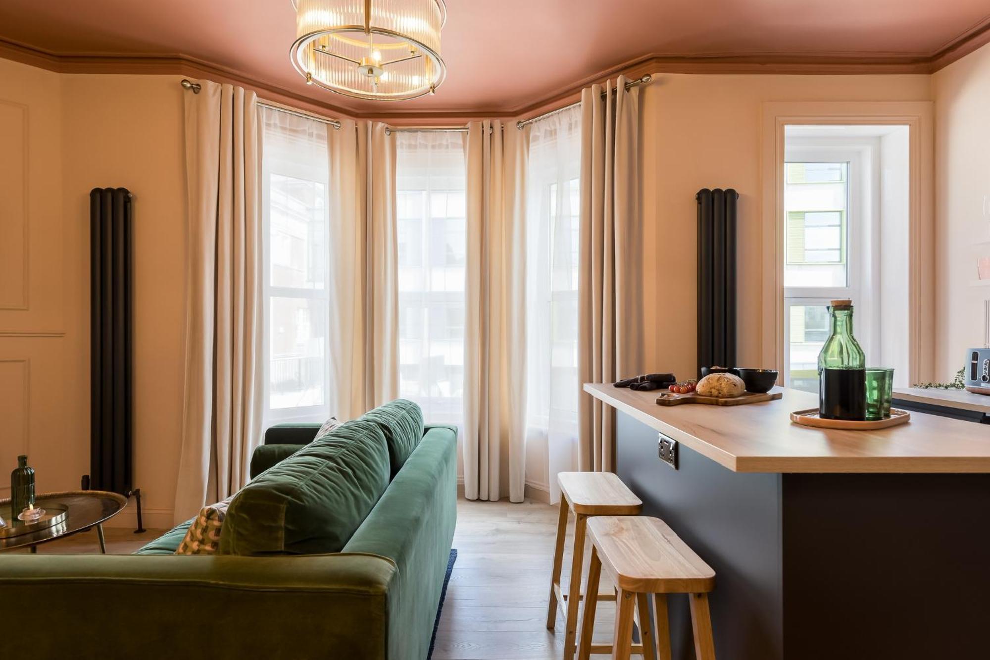 Stylish Central Apartment Bournemouth