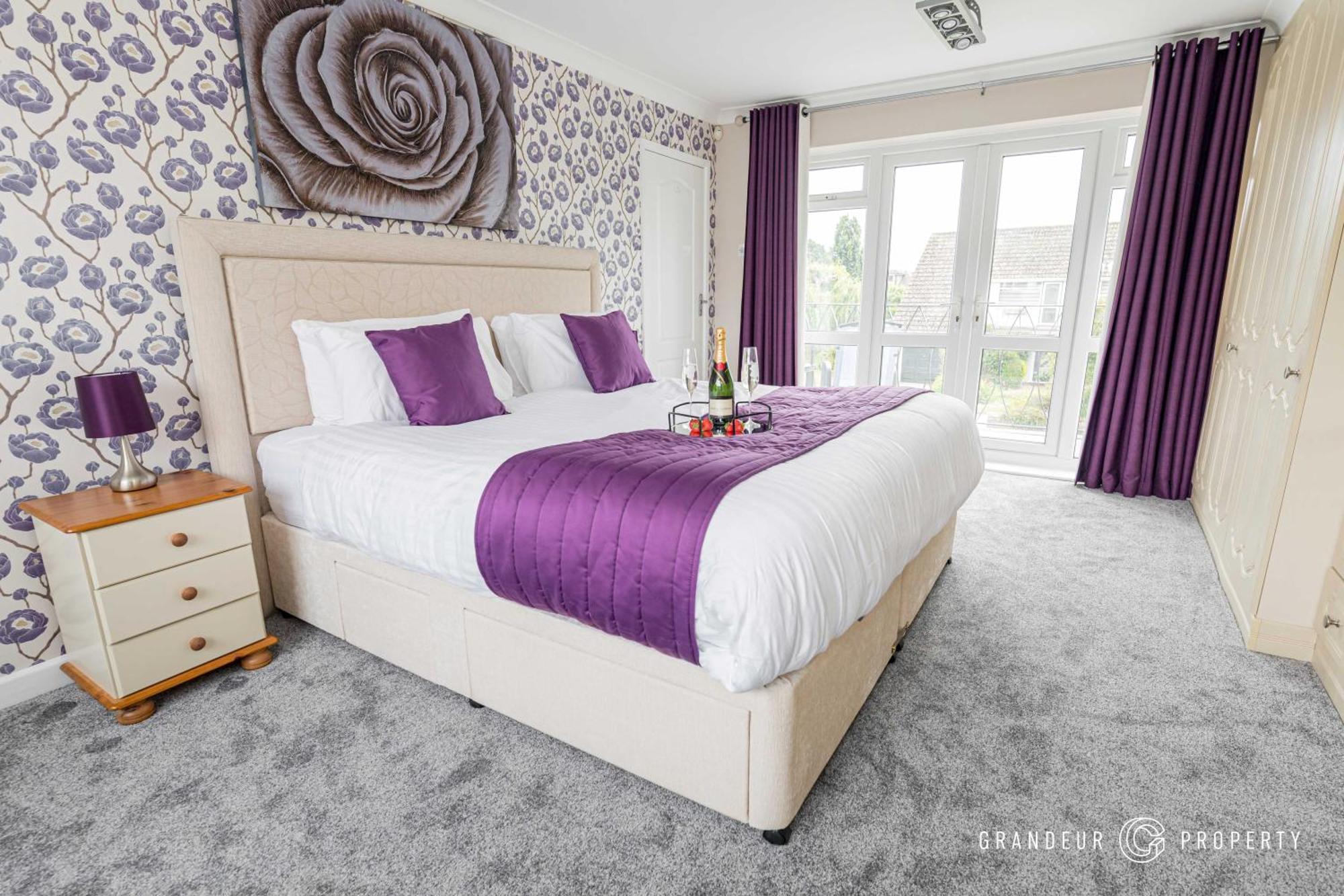 Talbot House By Grandeur