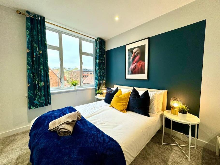 Charming 3br: Close To & Bournemouth! +wi-fi *