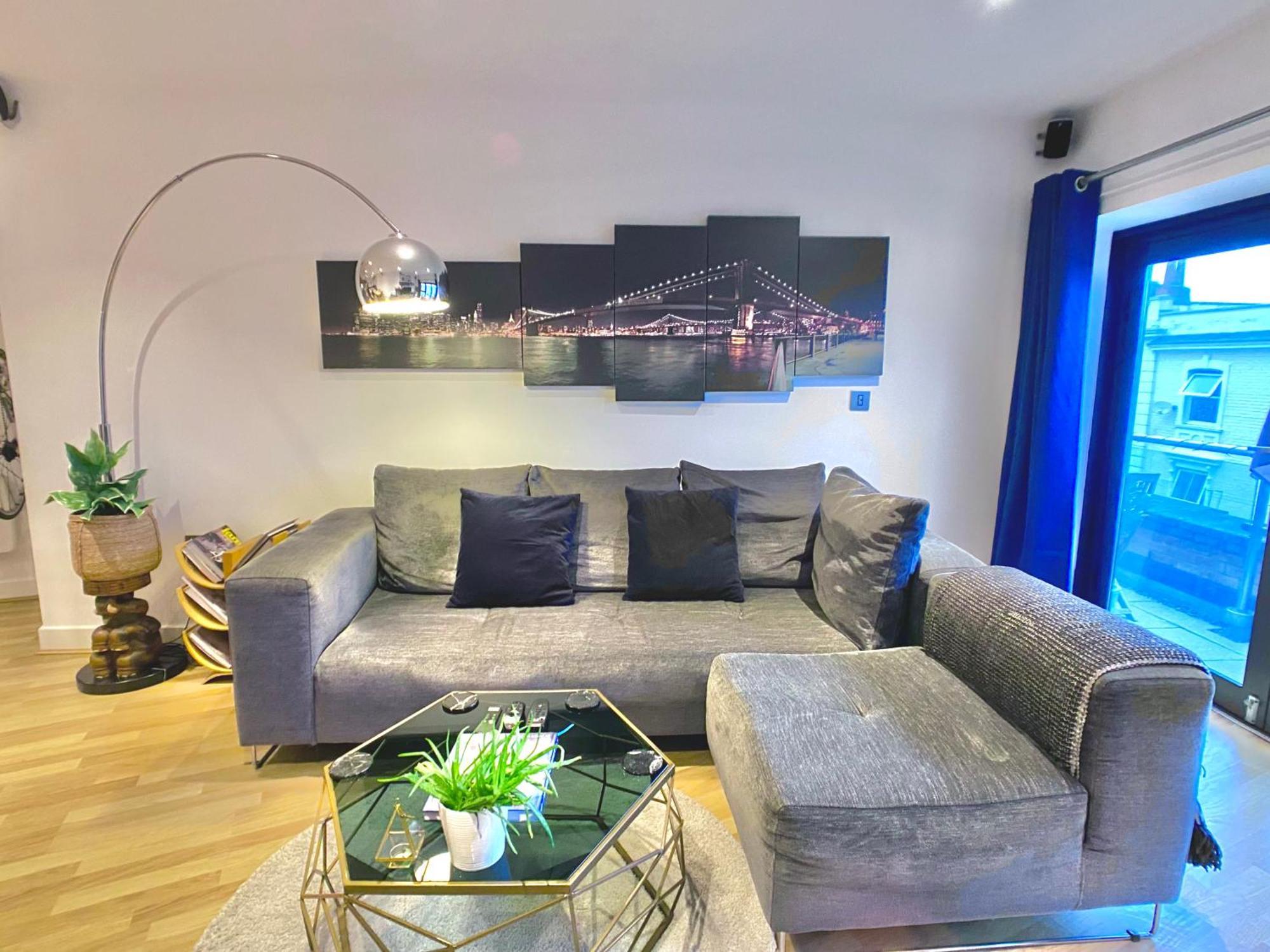 Modern, Spacious Flat In The Heart Of Bournemouth. * Bournemouth