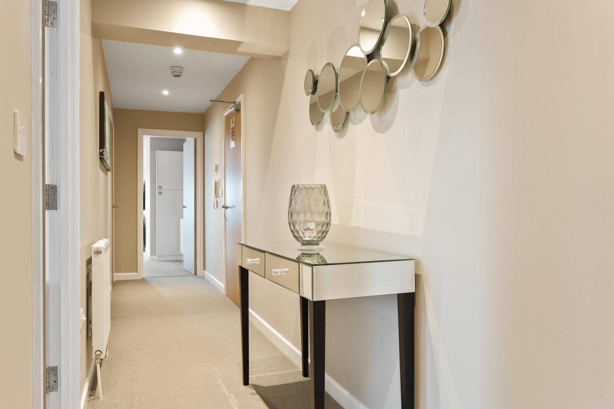 Westcliff Penthouse With Sea Views And Balcony Apartment