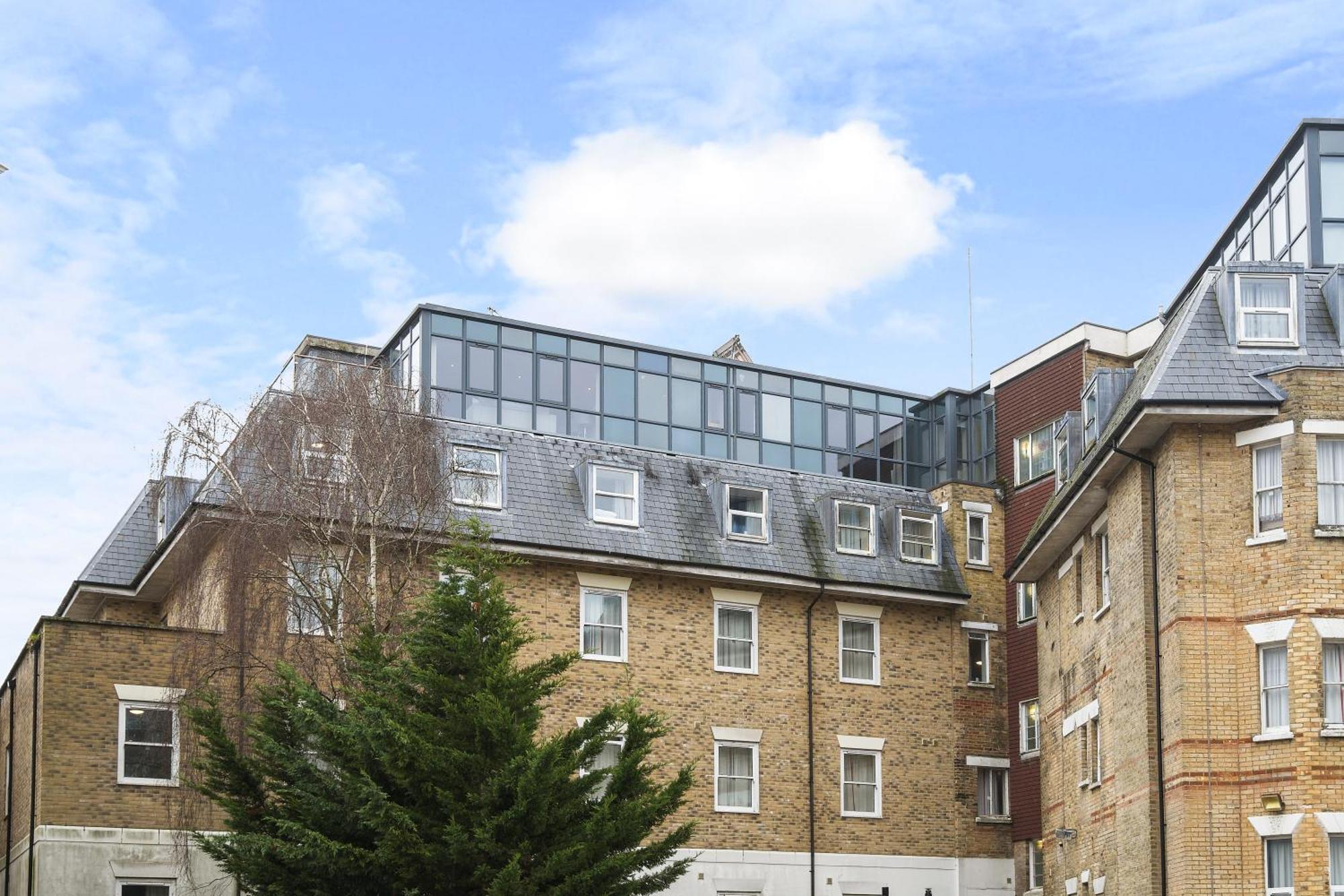 Westcliff Penthouse With Sea Views And Balcony * Bournemouth