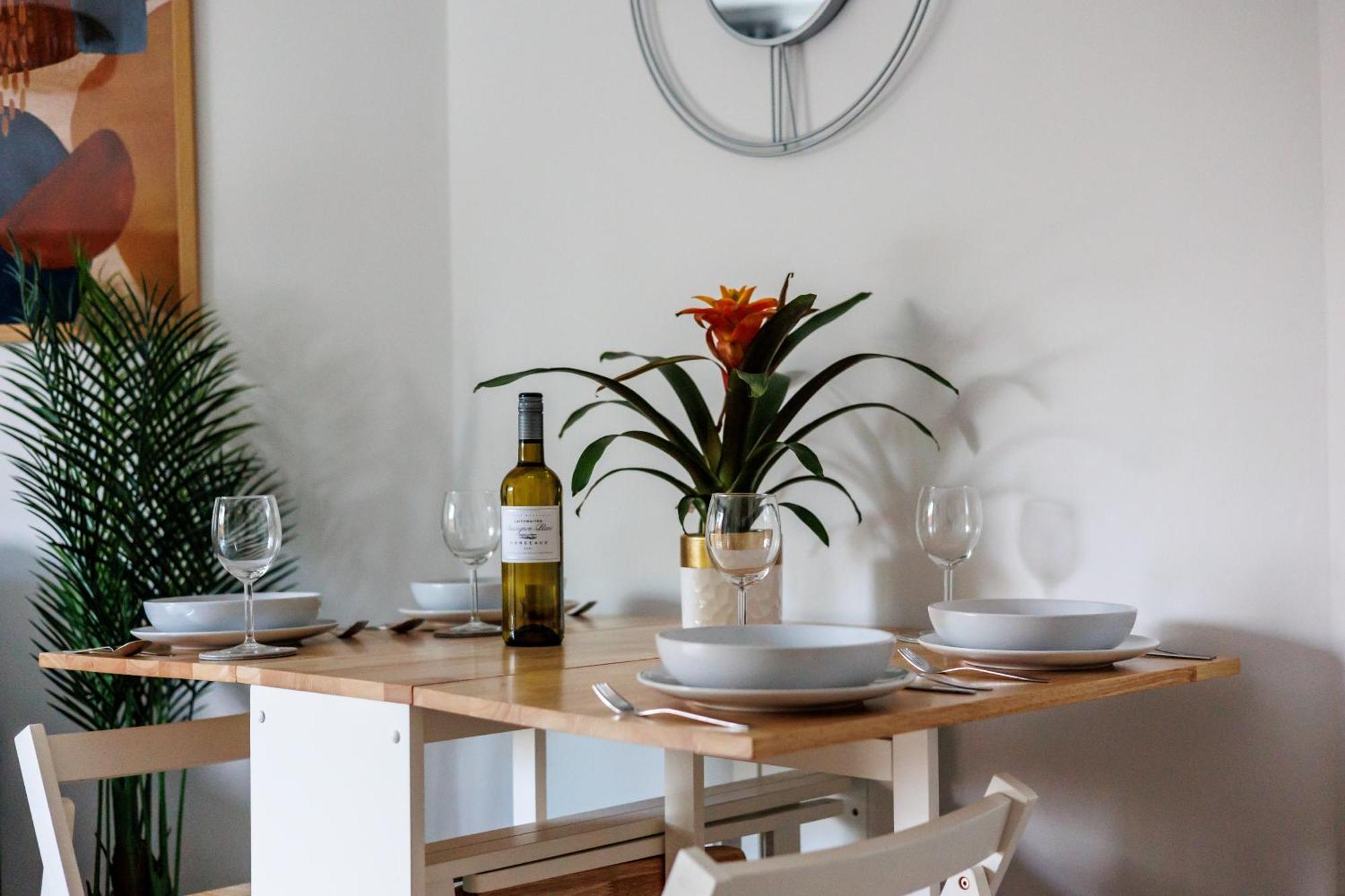 Modern, Comfy Town Centre Gem, Near Beach, Parking * Bournemouth
