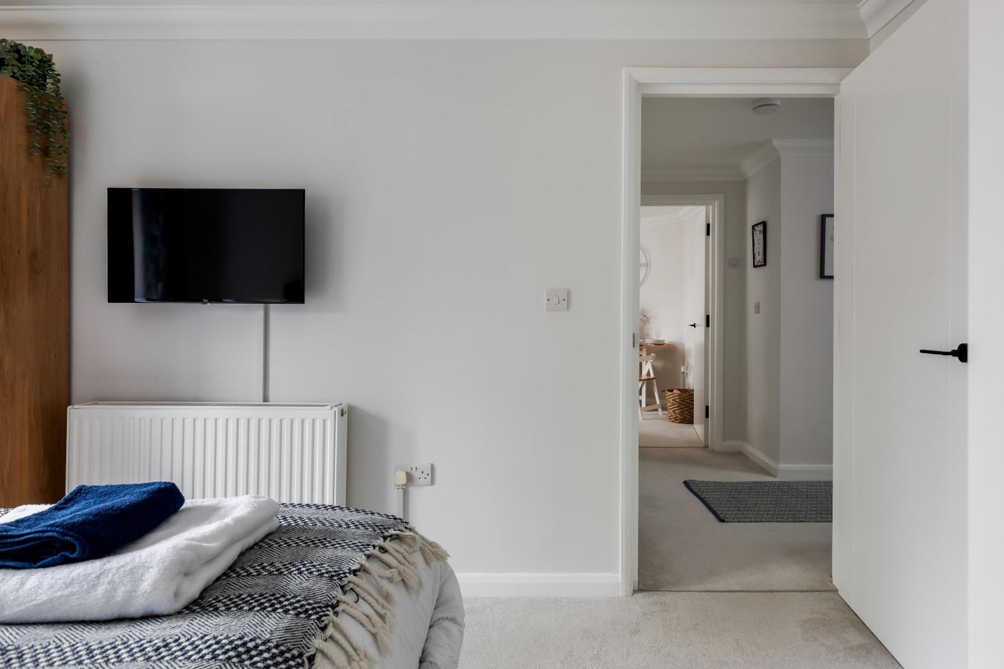 Modern, Comfy Town Centre Gem, Near Beach, Parking Bournemouth