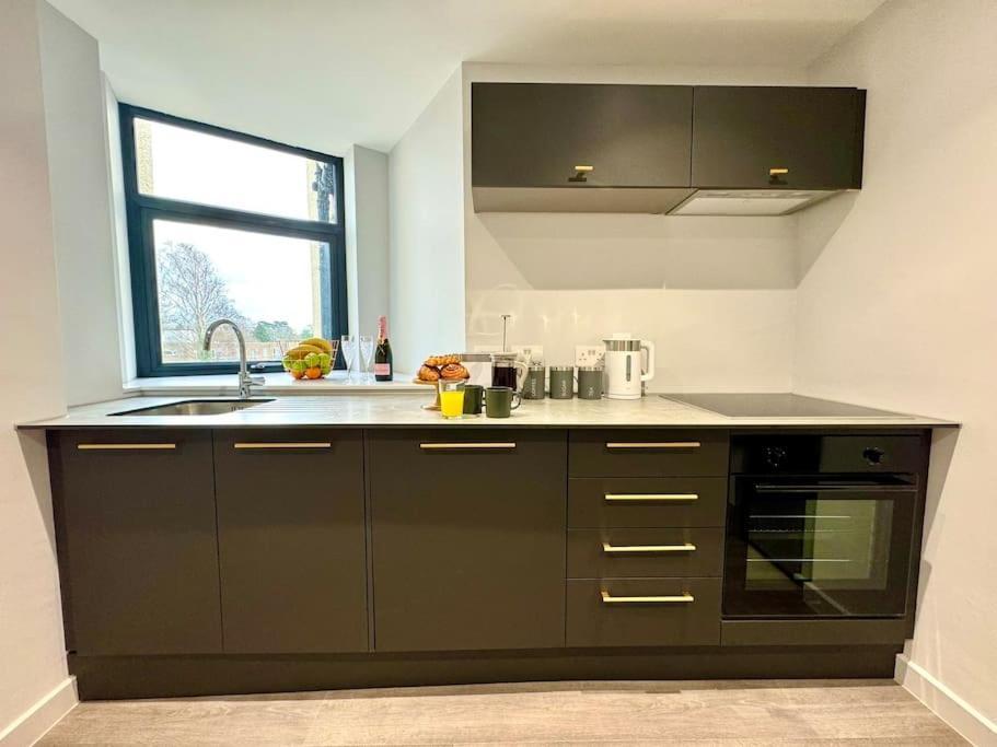 Apartment Getaway: 3br Near Bournemouth
