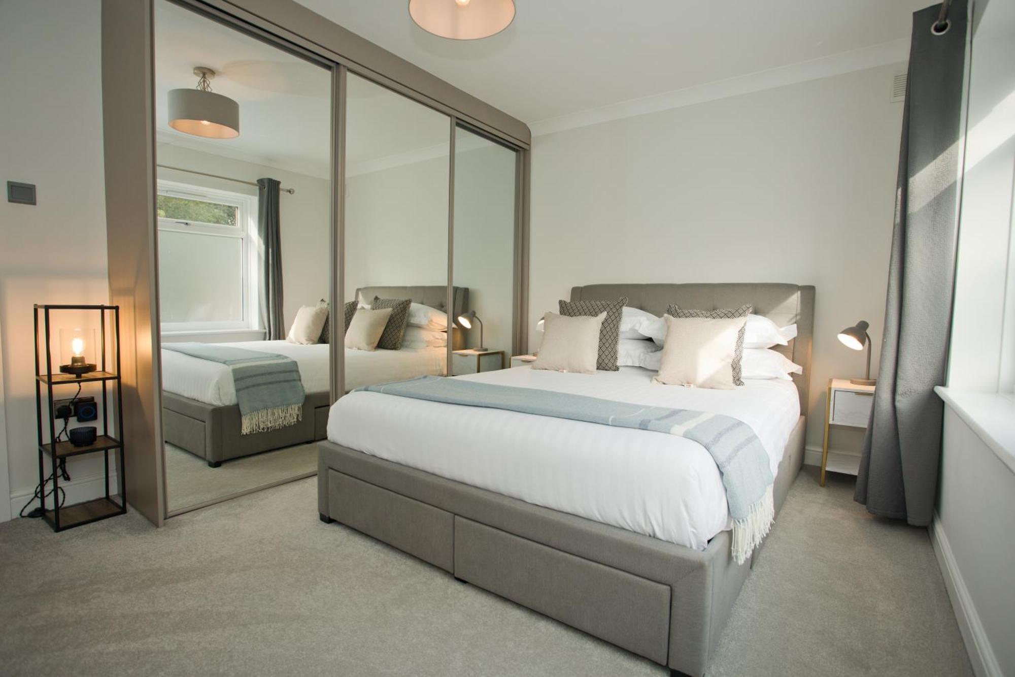 Apartment Chine Wood Retreat - Walk To The And The Lovely Westbourne - Free Parking Bournemouth