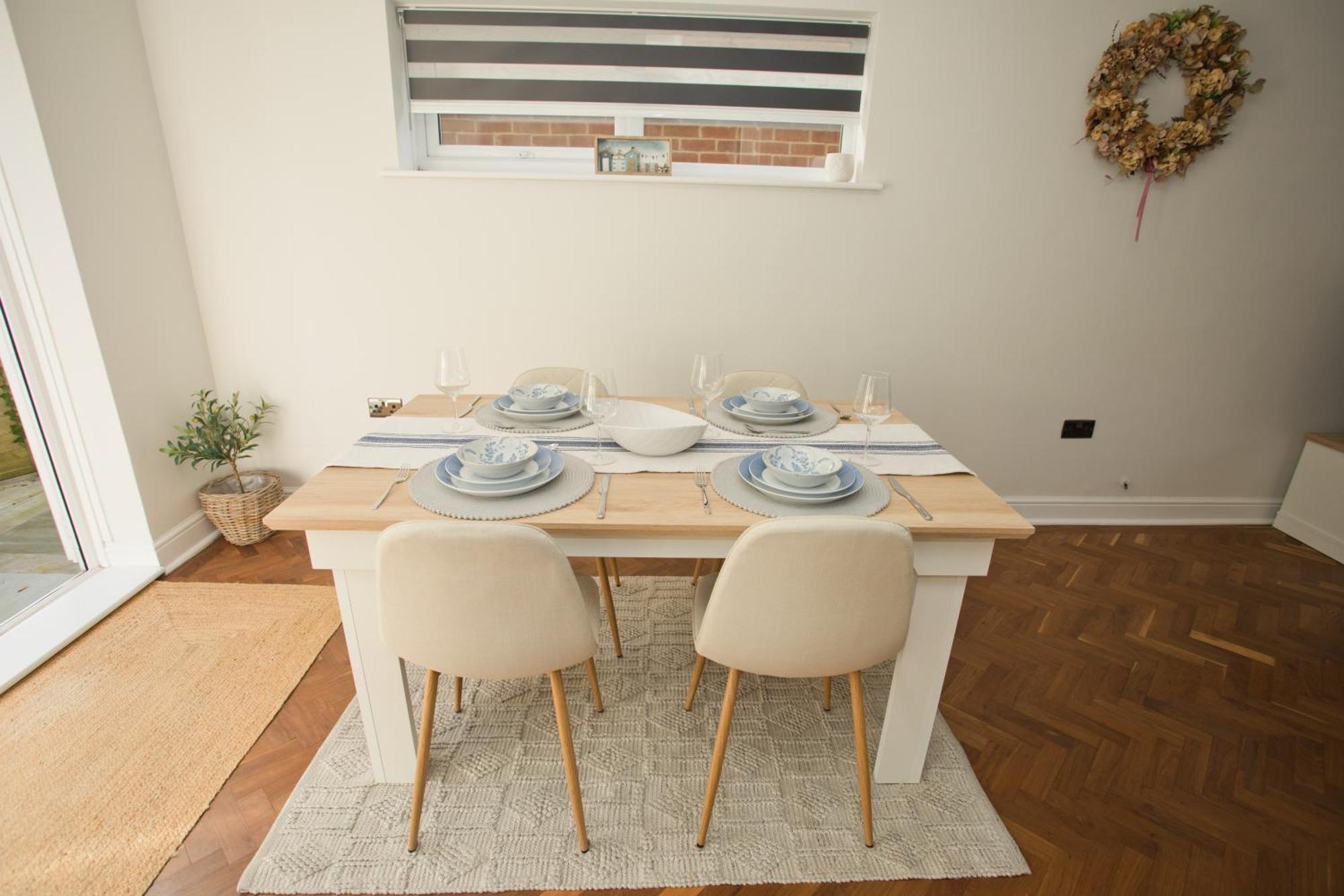 Chine Wood Retreat - Walk To The And The Lovely Westbourne - Free Parking * Bournemouth