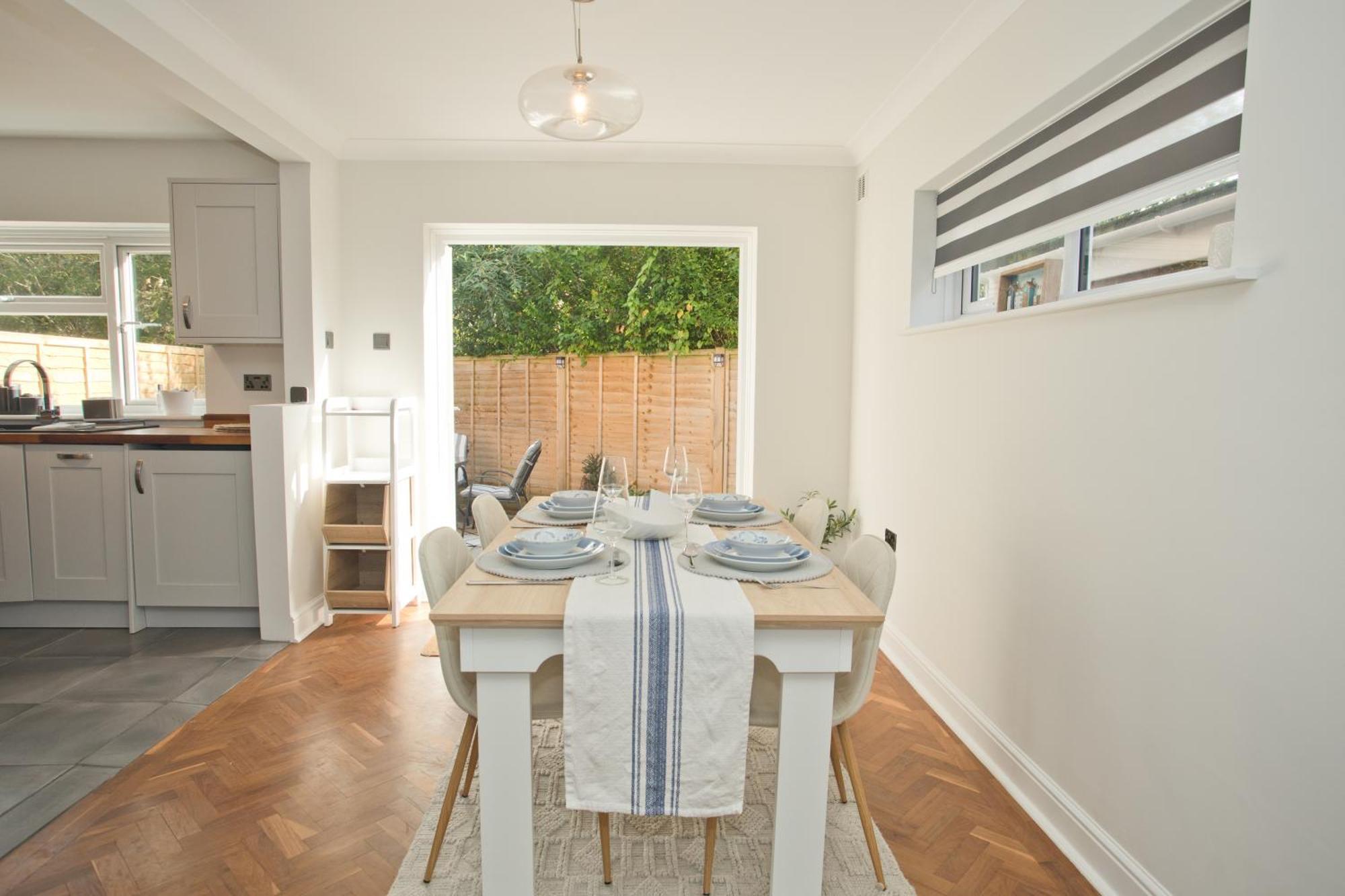 Chine Wood Retreat - Walk To The And The Lovely Westbourne - Free Parking