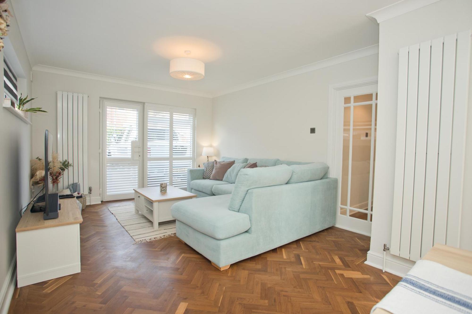 Apartment Chine Wood Retreat - Walk To The And The Lovely Westbourne - Free Parking Bournemouth