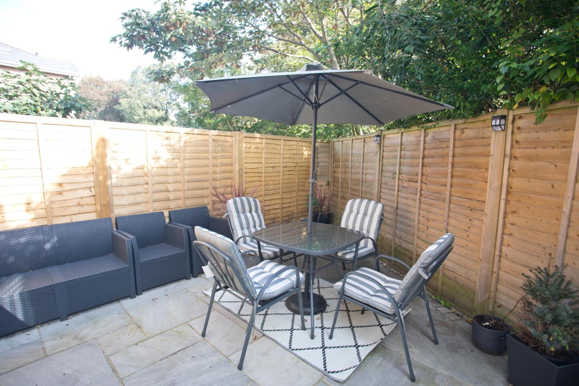 Chine Wood Retreat - Walk To The And The Lovely Westbourne - Free Parking Bournemouth