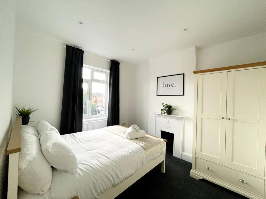 Solace Apartment *