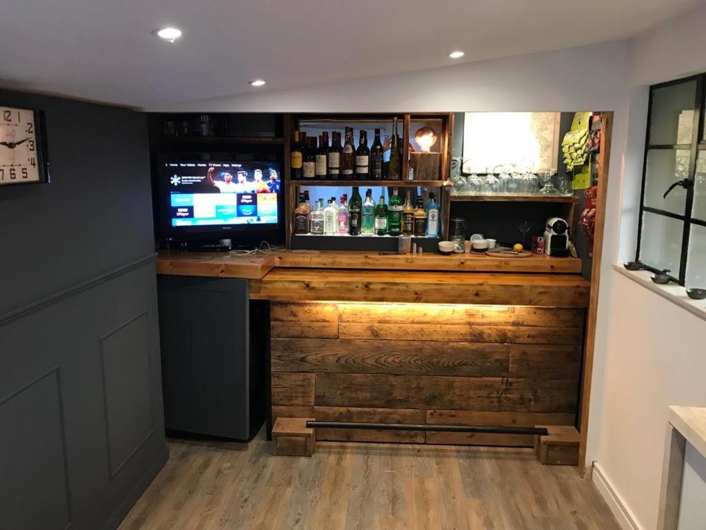 El Nido - Cosy Cabin In Southbourne, 5 Mins From Beach * Bournemouth
