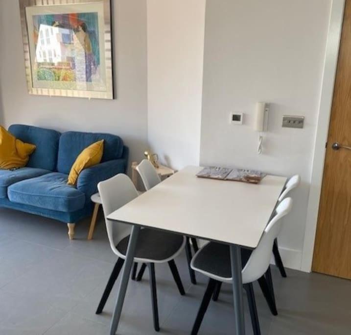 Bournecoast: Modern Flat With Sea Views-fm6193 * Bournemouth
