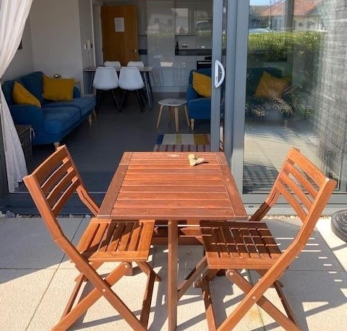 Bournecoast: Modern Flat With Sea Views-fm6193 Apartment