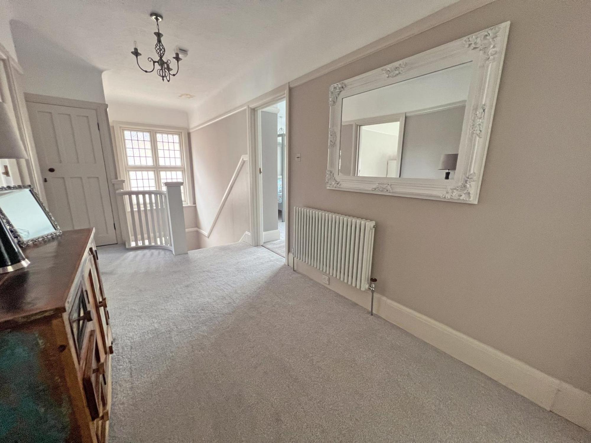 Four Bedroom Family Abode With Hot Tub, Garden And Bbq * Bournemouth