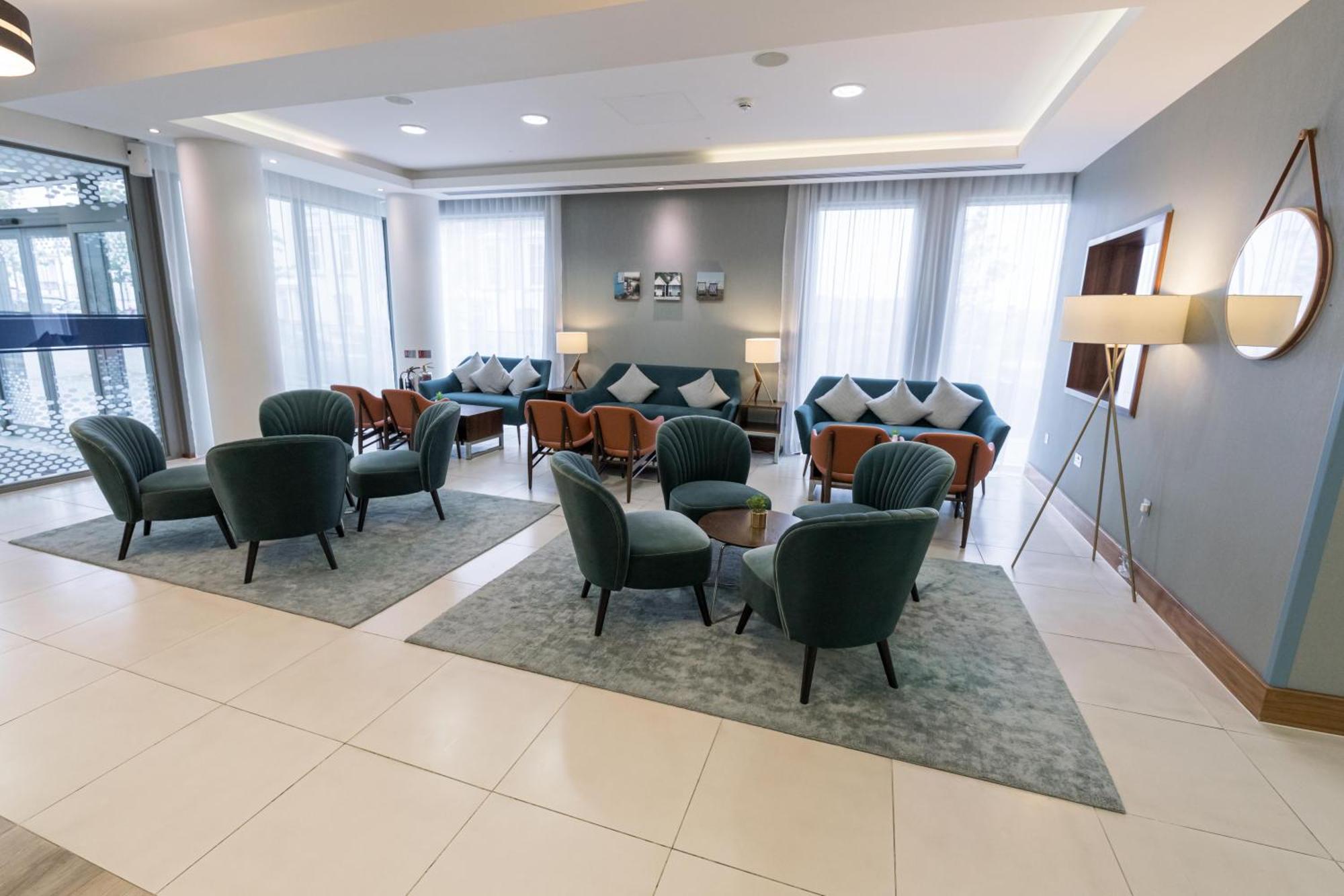 Hampton By Hilton 3*